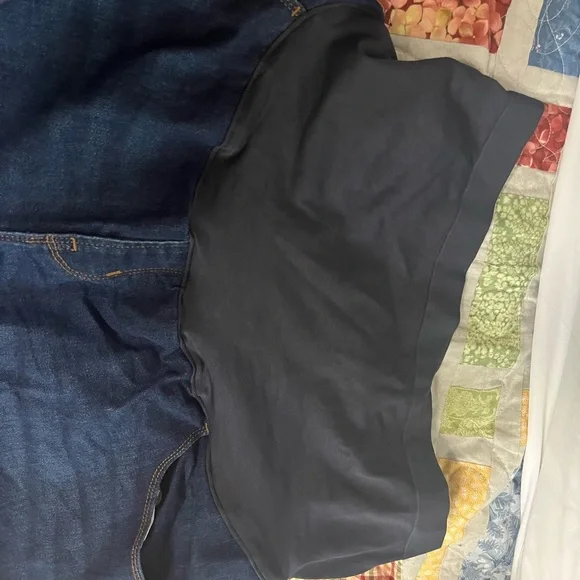 Boot cut full panel maternity jeans from Old Navy - Picture 7 of 8